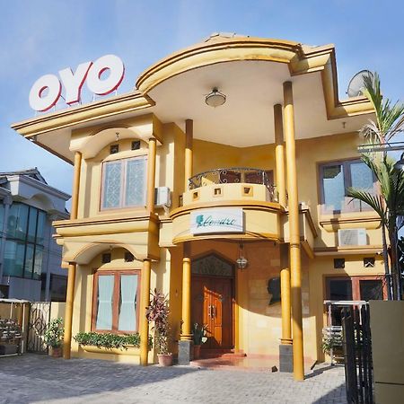 Oyo 1072 Kampung Condro Wulan Guesthouse Maguwo Dış mekan fotoğraf