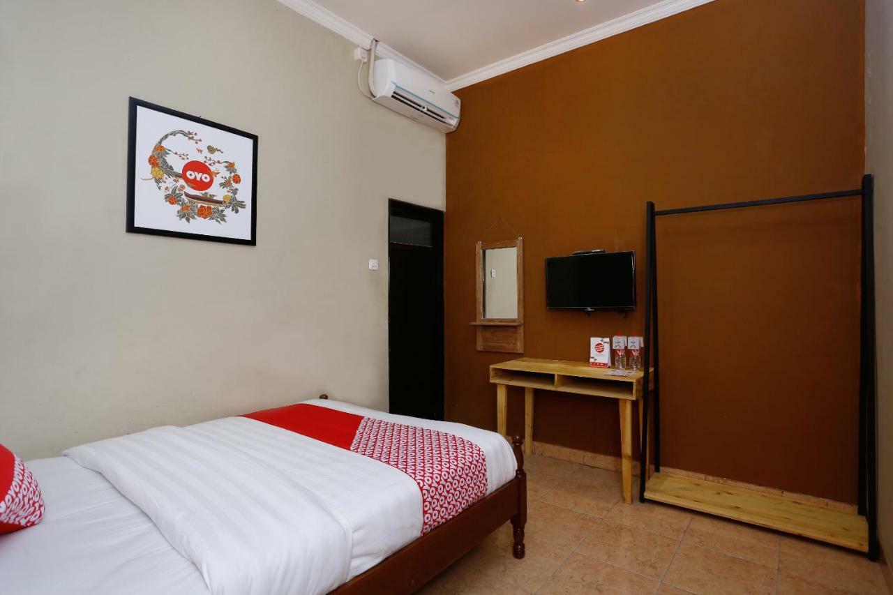 Oyo 1072 Kampung Condro Wulan Guesthouse Maguwo Dış mekan fotoğraf