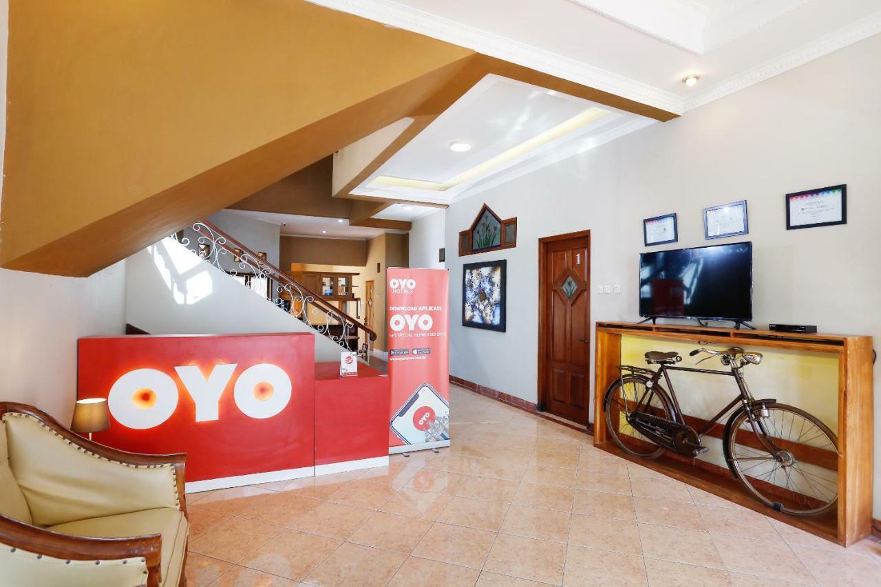 Oyo 1072 Kampung Condro Wulan Guesthouse Maguwo Dış mekan fotoğraf