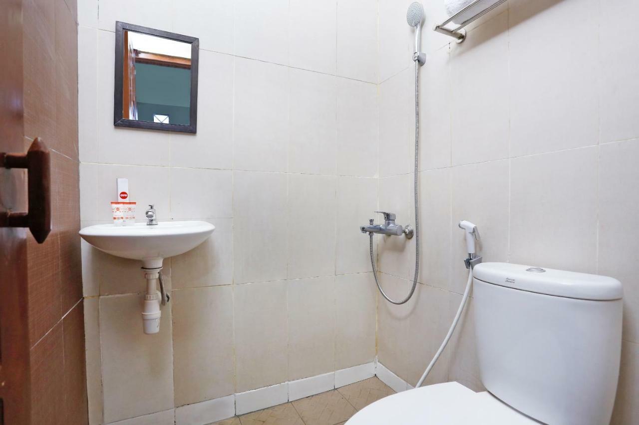 Oyo 1072 Kampung Condro Wulan Guesthouse Maguwo Dış mekan fotoğraf